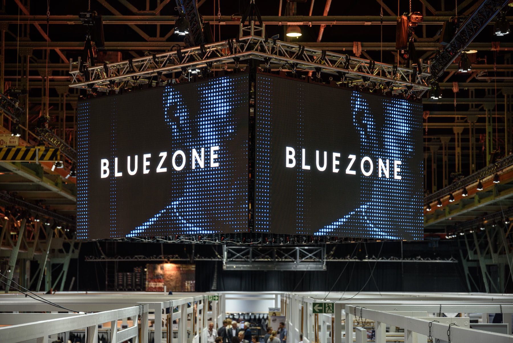 Munich Fabric Start Bluezone
